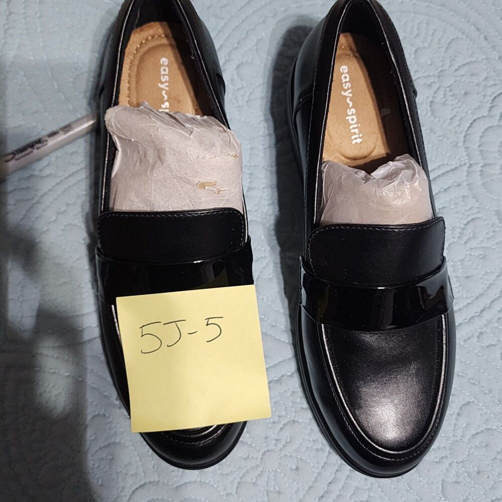 Easy Spirit Women’s Black Slip-On Loafer low wedge Faux Leather Cushioned 9 M - Picture 2 of 7